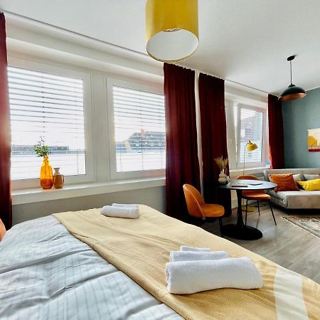 Klassen Stay - Exklusives Apartment Am Hbf - Kueche, Netflix, Kingsizebett Koblenz  Exterior photo
